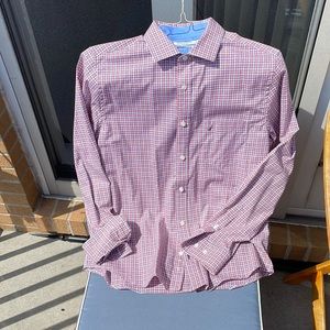 Men’s Nautica Button Down Shirt!